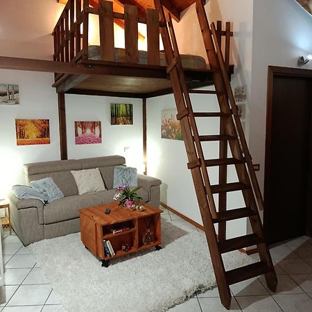 Casa Valletta Mezzomerico Buitenkant foto